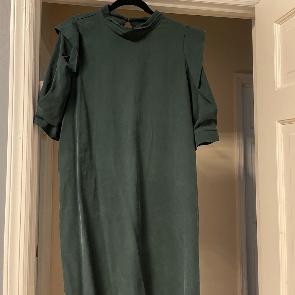 GORGEOUS GREEN VELVET MINI DRESS SIZE XXL RUNS SMALL